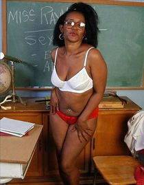 comatozze nude